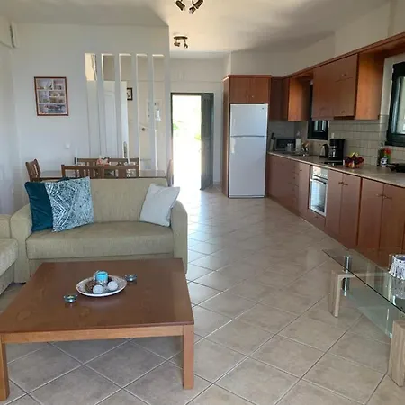 Vila Anna Ideal For Families Kalamítsi